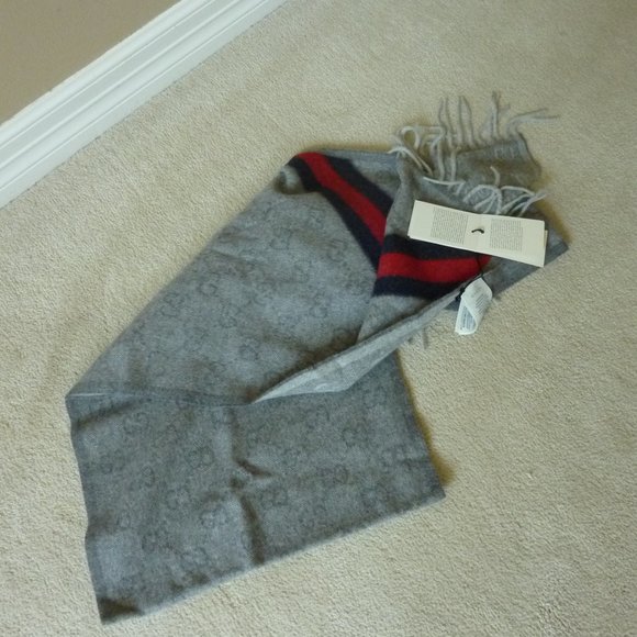 Gucci Nikky 'GG' Logo Pattern Wool Scarf (Gray) - Picture 3 of 9